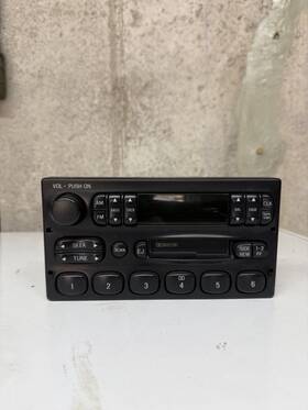 638-01253-noa 1 Factory Radio Ford Ranger 1999-2003 Oem Am/fm With Cassette Player. Tested Works Good