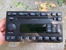 A11535854 1 Factory Radio Control Unit-am/fm 6 Disc Cd Player 2003 Ford Escape