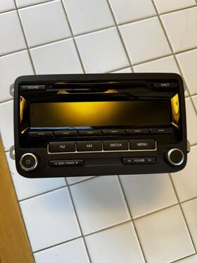 Vwz4z6n3582843r 1 Factory Radio 2011-2017 Original Vw Head Unit Fm/am/aux