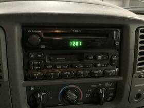 638-01178 Audio Equipment Radio Am-fm Cassette Fits 99 Ford F150 Pickup 350435