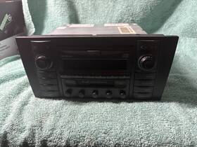 108178 Audi A4 Radio Head Cd Unit Model # 8d0 035 195 A
