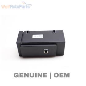 8v0035724 Audi 2015-2016 A3 Quattro - Aux-in Port / Auxiliary Socket