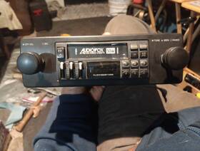 50104156no Audiovox 1978 Shay Motors Replicar Model A V8 Roadster Stereo
