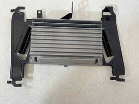 9282670 Bavarian Motor Works Bmw Fits 2012 - 2015 328i Sedan Audio Hifi Amplifier W Bracket Oem