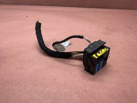 61138384580 Bmw E85 Z4 E88 E46 E39 E63 E84 Am Fm Cd Radio Connector Housing Oem 114k Miles