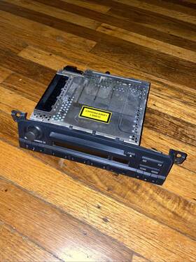 65126943430 Bmw 6943430 Oem 02 03 04 05 06 325i Radio Stereo Cd Player Receiver Am Fm