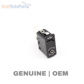 84109237653 Bmw 2006 325i - Usb / Aux-in Socket 9237653