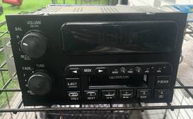 Buick 16238434 97-08 Century Stock Radio