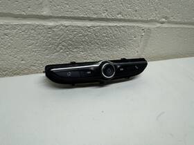 42342525 Buick 2018 Regal Audio Radio Control Switch Panel Factory Oem