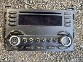 Chevrolet 22714804 2004-2006 Chevy Malibu Am-fm-stereo-6 Disc Cd Player Receiver Oem