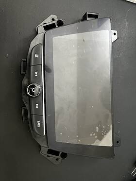 42742484 Chevrolet 42722484 21-23 Chevy Trailblazer 8 Inch Display Screen And Controls Without Navigation Oem