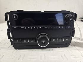 85586029 Chevrolet 2015-2024 Chevy Express 2500-3500 Radio/receiver With Face Plate Id