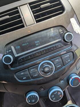 94522210 Chevrolet Oem 2013-2015 Spark Radio Cd Player Am/fm Control Unit