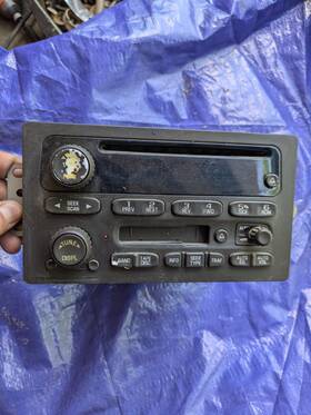 P805589 Chevrolet 2003-2005 Chevy Silverado Tested Radio Stereo Head Unit