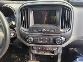 638-13649 Chevrolet Truck Audio Equipment Radio Control Panel Fits 16-19 Silverado 2500 Pickup 3616915