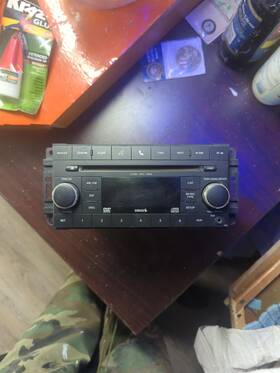 050-641-13 Chrysler 2007-12 Dodge/chrysler/jeep Double Din Dvd/sirius/ Power Amp/ Gps Stereo