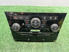1uv82dx8ab Chrysler 2013-2014 300 Radio And Climate Control Panel Oem