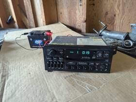 5269054 Chrysler Oem Dodge Infinity Stereo Head Unit Fm Cd Player Radio