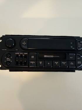 638-01111 Chrysler Oem Am/fm Cassette Stereo Radio Audio Receiver