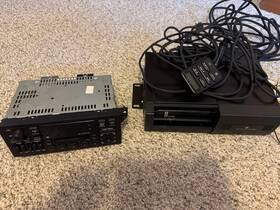 P04704317 Chrysler 1989-1996 Dodge Infinity Stereo Radio Cassette Head Unit Cd Changer