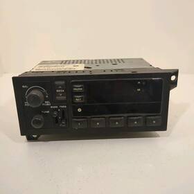 P04704357 Chrysler Corporation Oem Am/fm Stock Car Vehicle Stereo Part No