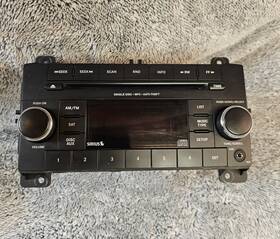 P05091162ac Chrysler 2013 Dodge Durango Jeep Oem Radio Mp3 Cd Sirius Aux Stereo