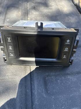 P6822669a4e Chrysler 2015 200 Oem Uconnect Radio Not Working For Parts Or Repair