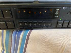 Eu-692a Clarion 87-94 Saab 900 Oem /no Cage/ Equalizer Japan - Powers On Not Tested