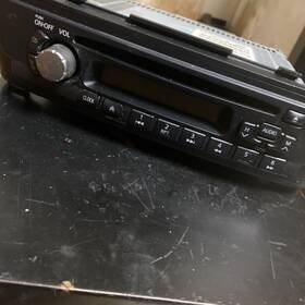 Pn-2445m Clarion Nissan Pn 2445m Cd Player Audio Receiver Radio
