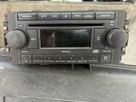 Daimler P05064173a Jeep Wrangler Jk 2007-2018 Dodge Ram 1500/2500 Car Radio 2gb/64gb