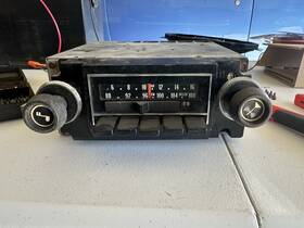 7936011 Delco Remy 1973-74 Am/fm Radio 41bfp1 - Working