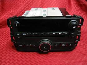 20918430 Delphi 2824869 2010-15 Chevrolet Truck Car Stereo Radio Am/fm Cd