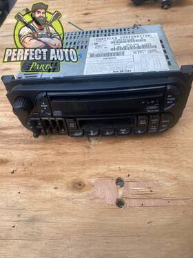 04858540ah Dodge 1998 - 2002 Grand Caravan Audio Am Fm Radio Stereo Cossette Oem