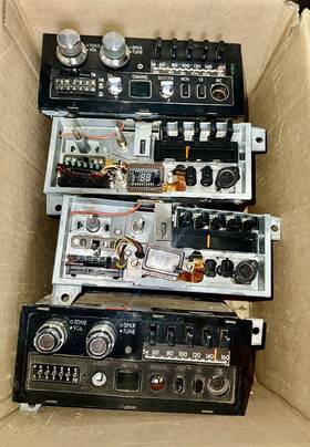 4048077 Dodge Am/fm/cb Radio Lot Power Ramcharger Wagon Pickup