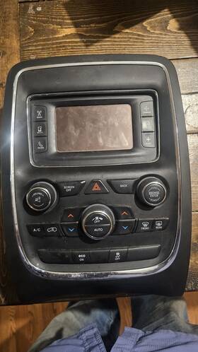Vp2h-na Dodge Durango 2014 Darango Oem Radio And Bezel Factory