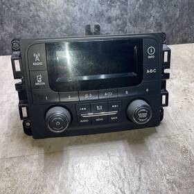 P68137113af Dodge 2013-2018 Ram 1500 2500 3500 Oem Am Fm Radio