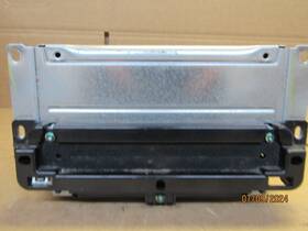 P68209665ae Dodge 2014 2015 2016 2017 Journey Am Fm Cd Player Radio Receiver Oem