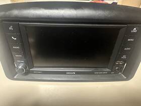 P68485776aa Dodge 2020 Caravan Audio Equipment Radio With 6.5 Inch Screen