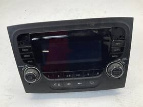 638-08138 Dodge Truck 15-17 Ram Promaster City 2.4 At Awd Am/fm Radio Receiver Cd Player B