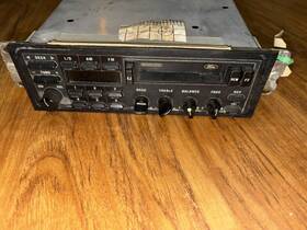 18k843ac Ford 18k84ac 1987 Vintage Am/fm Car Stereo E67f