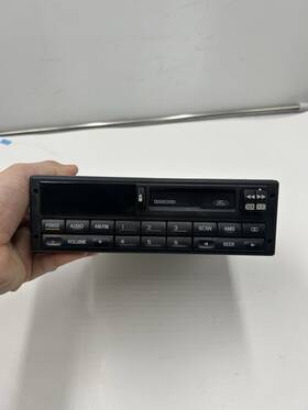 19b132 Ford Aa 1992-1996 Obs F150 F250 F350 Bronco Cassette Player Am/fm Radio Oem