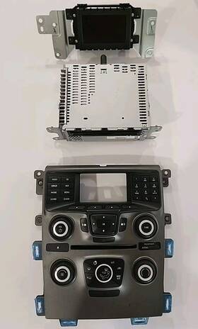 19c16 Ford 2012 Edge Radio Control Panel Cd And Screen Full Set-up