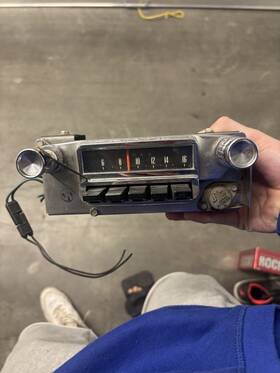 38485 Ford Used Oem Am Radio 1954-1958 Mustang 891
