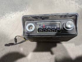 638-00381 Ford Audio Equipment Radio Fits 70-71 Maverick