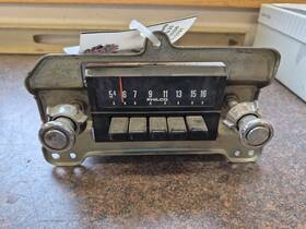 638-00446 Ford Audio Equipment Radio Fits 73 Pass. 326882