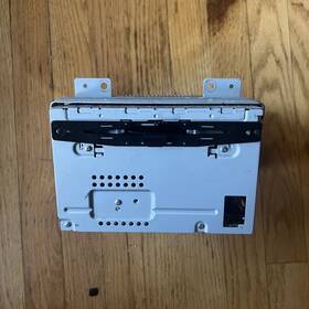 Ba8t19c107aa Ford 638-03525 Radio Receiver Am-fm-6 Cd Fits 11-12 Flex 813657