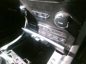 638-12492 Ford Audio Equipment Radio Control Panel 8.0 Inch Screen Opening Fits 19-20 Edge 800223