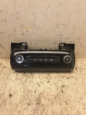 Pj6t18k811afd Ford 638-15678 2023 Escape Control Panel Sku#4444047