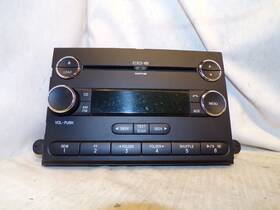6e5t-18c815-db Ford 06 07 08 09 Fusion Mercury Milan Radio 6 Cd Face Plate Ncy22