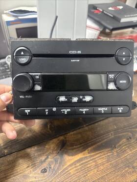 7l1t-18c815-cf Ford 7l1t-18c815-ef Untested 2007 07 Expedition Am Fm Mp3 6 Disc Cd Radio Oem